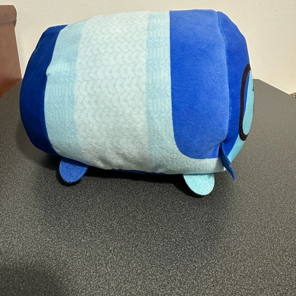 Blue Character Plush Toy - Picture 5 of 9